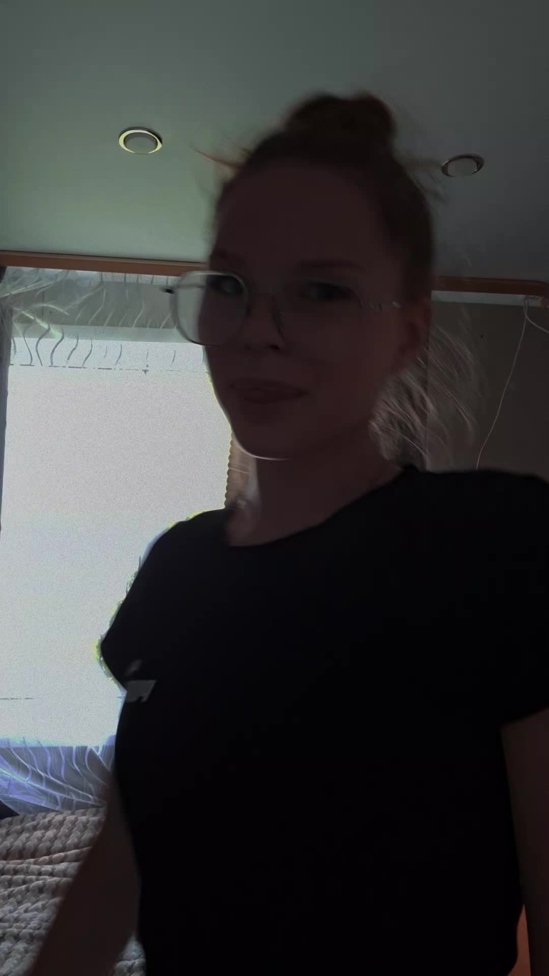 @✘