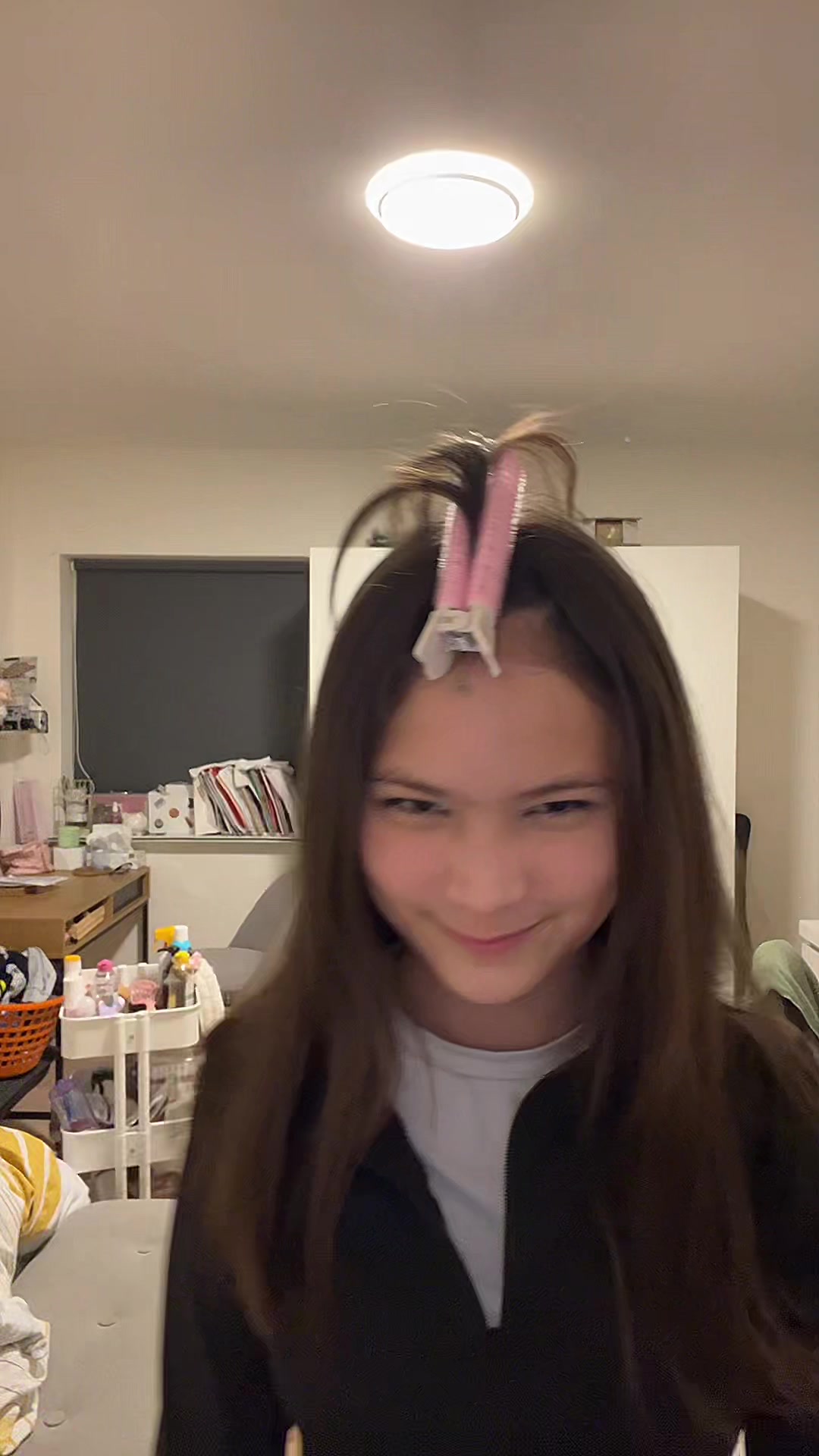 @Jenni_.