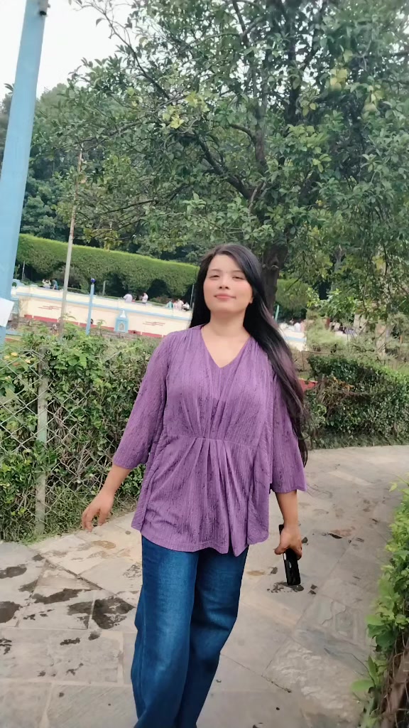 @देबा कुमाल्👑
