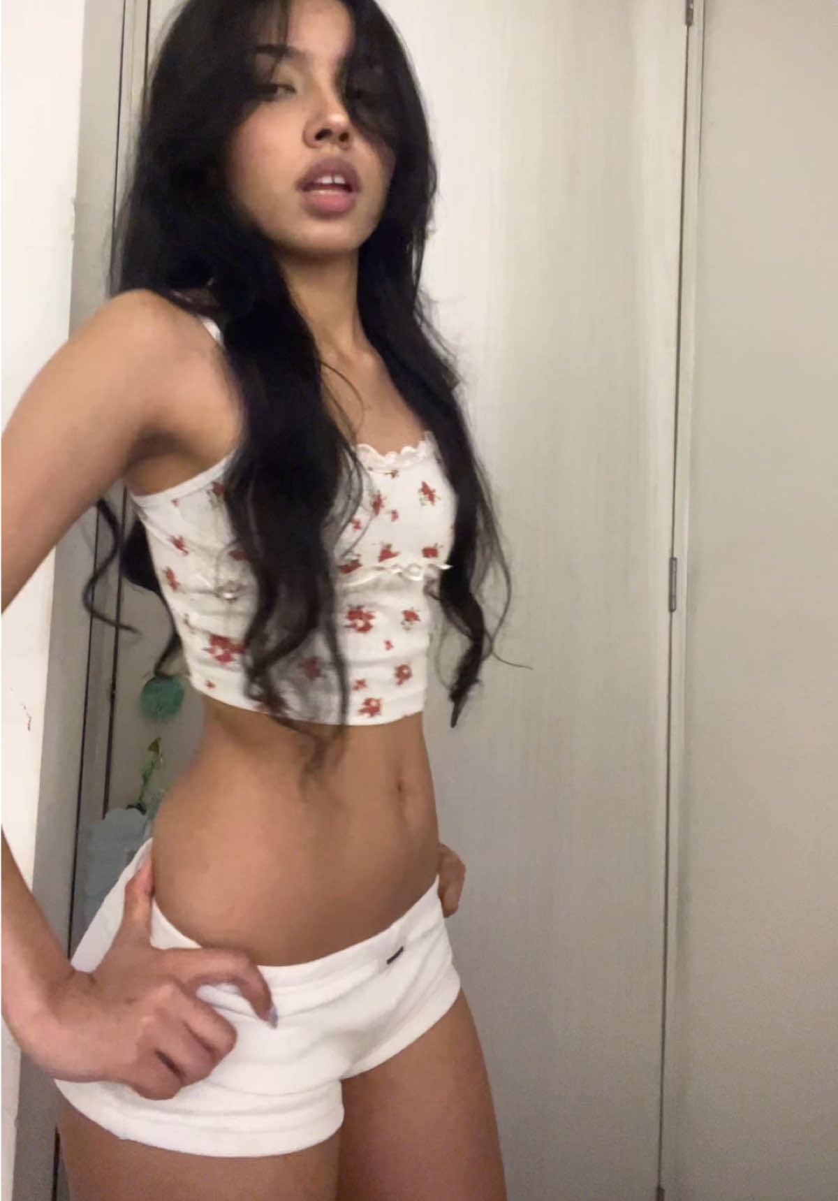 @valen<3🦇