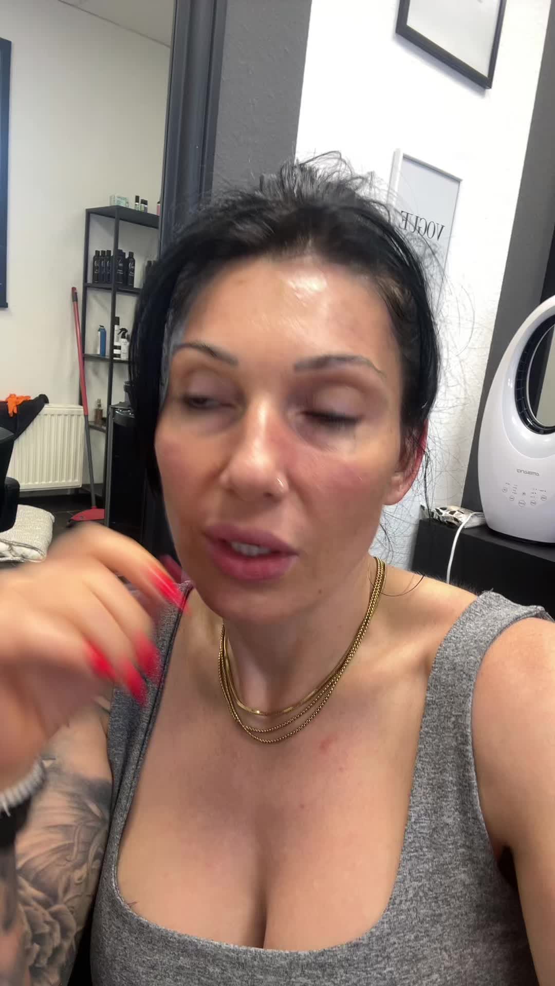 @Lisa Helfrich Hair & Head spa