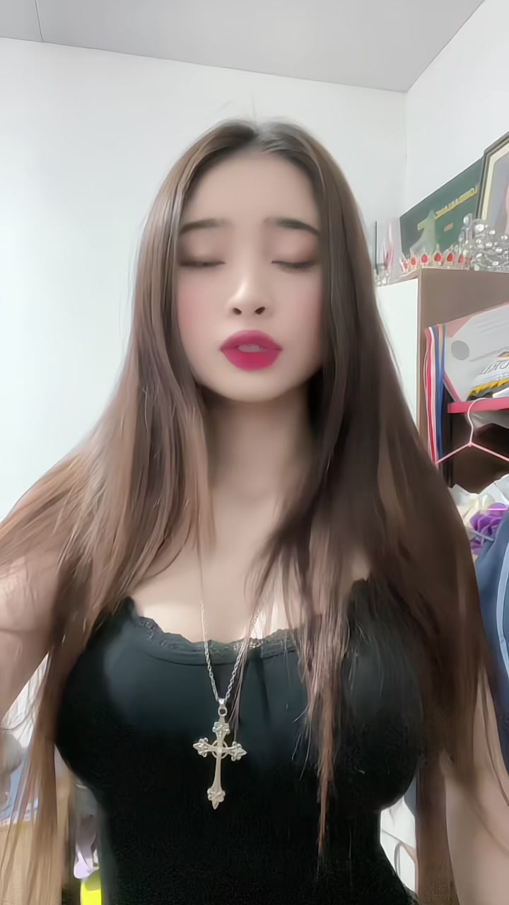 @mklshlqnn on IG