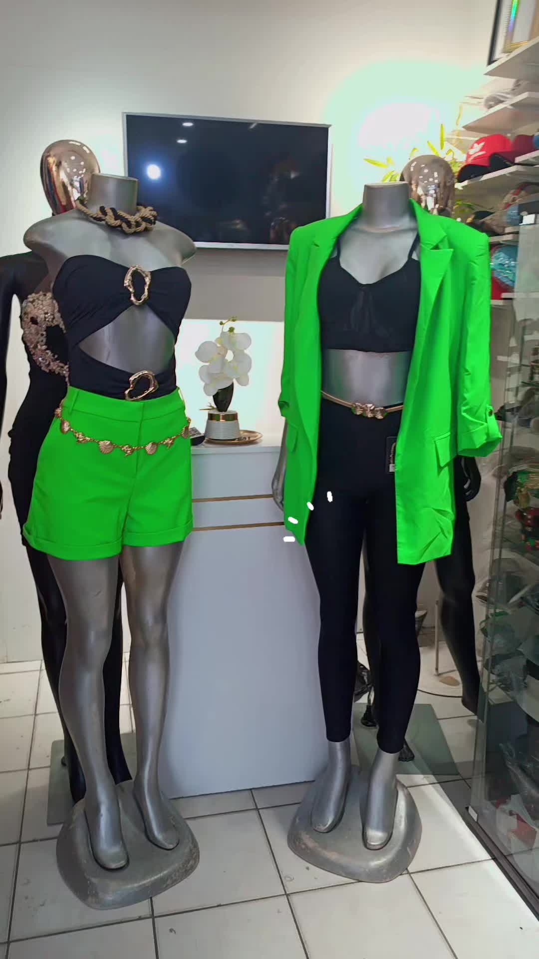 @funnyfashionsxm