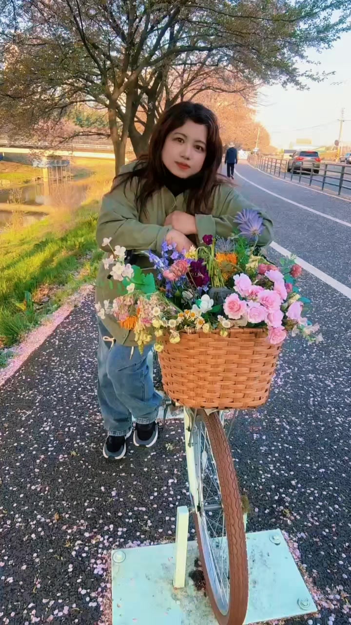 @thess