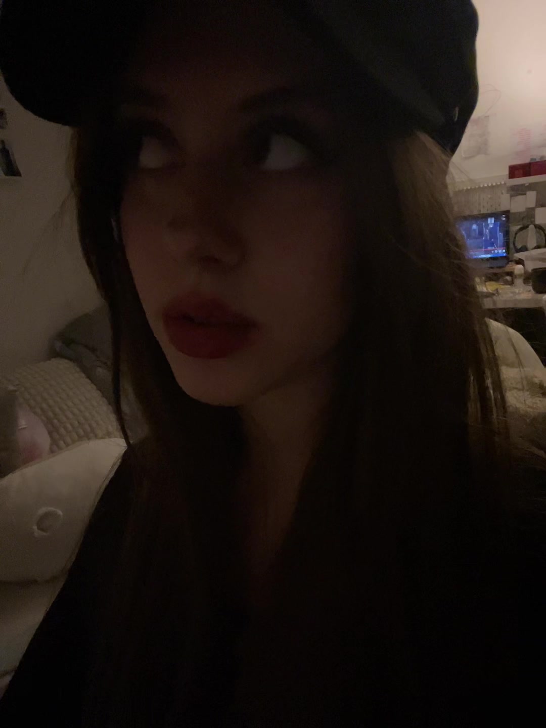 @77sleepydoll