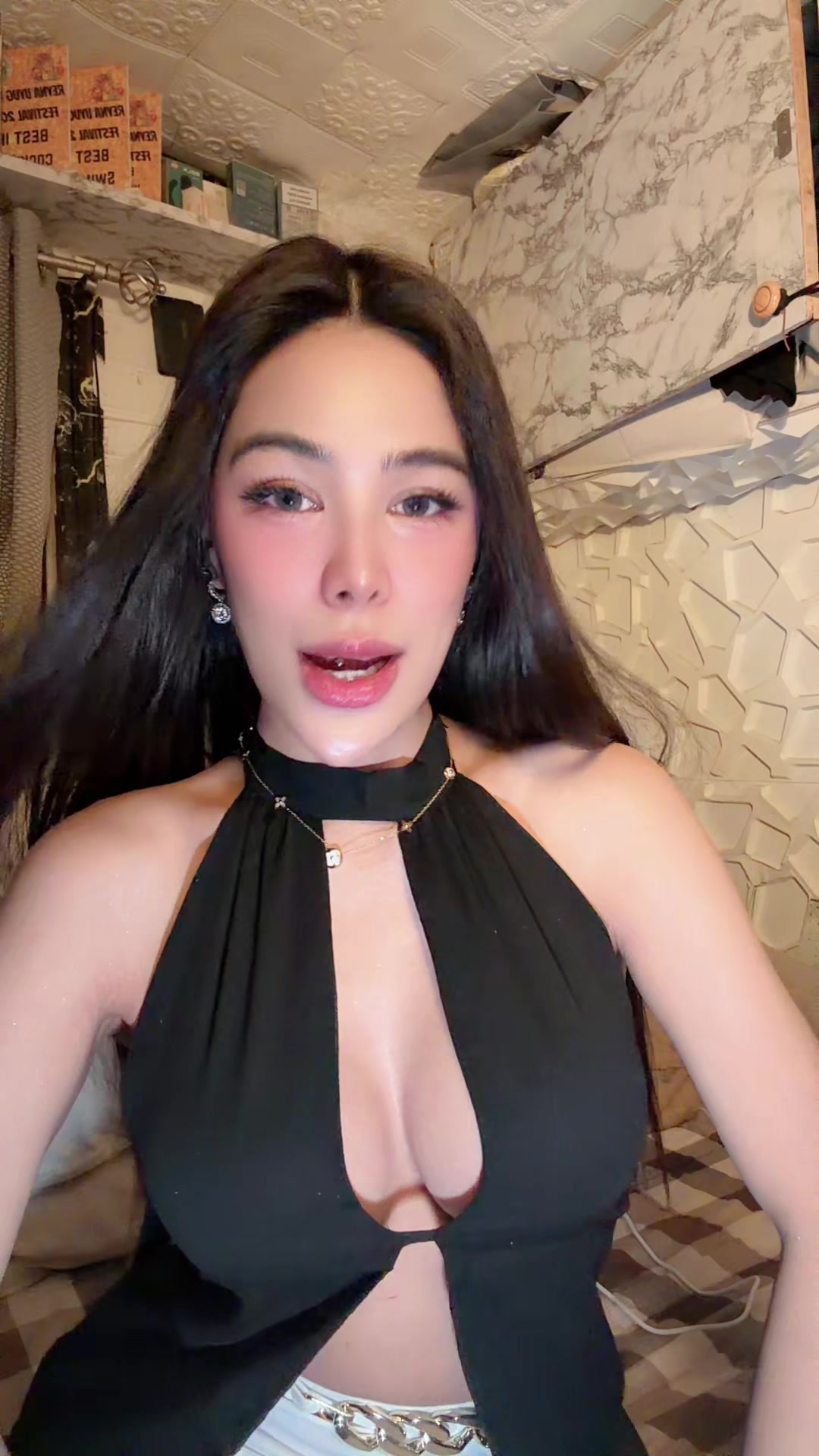 @Chrissy Lee