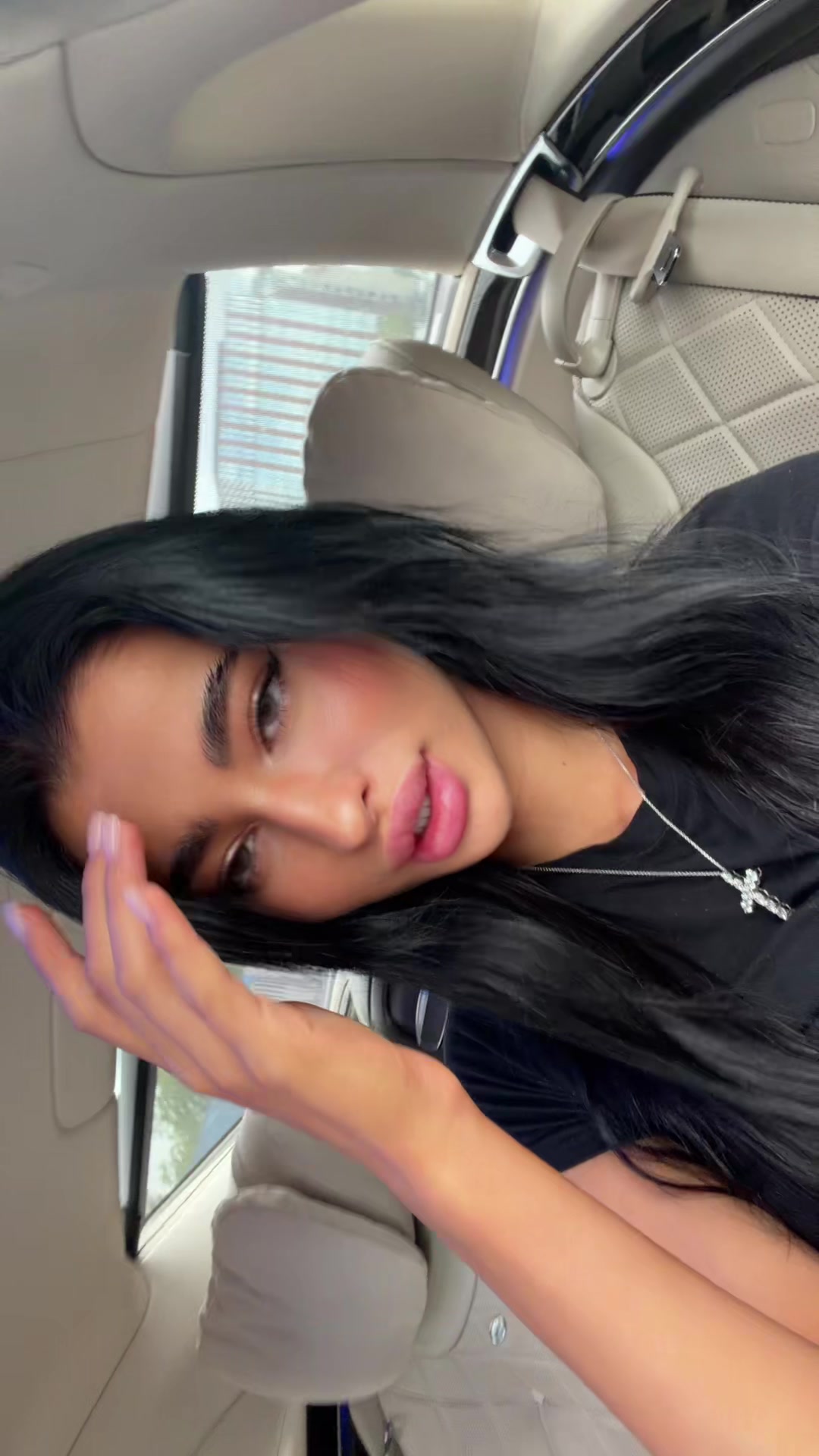 @Katee_v_