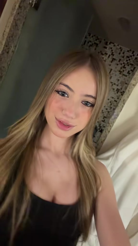@𝓬𝓪𝓽𝓪