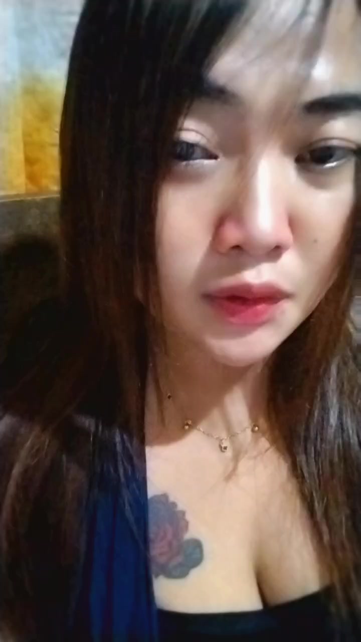@Dek_feby