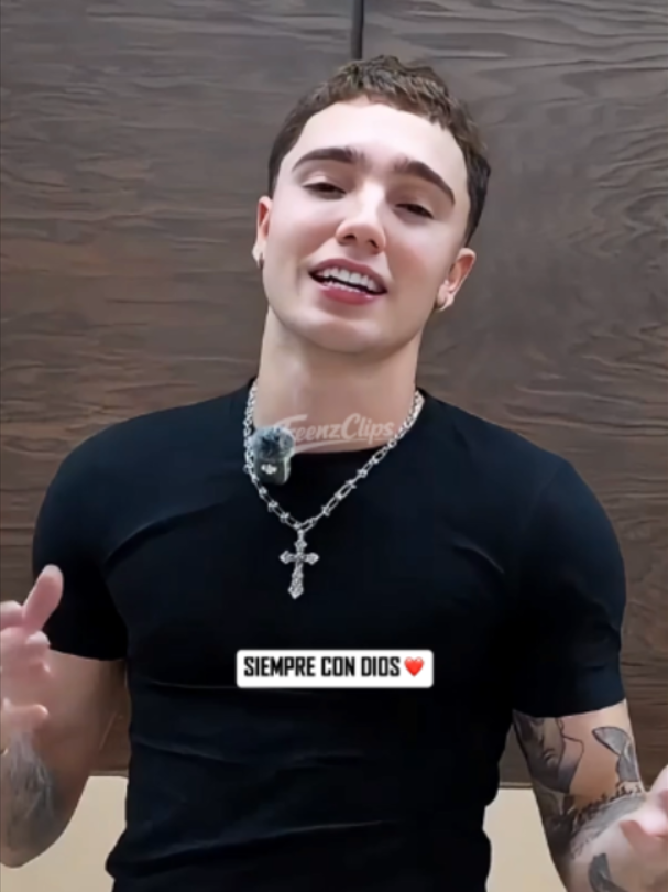 @Feenzclips