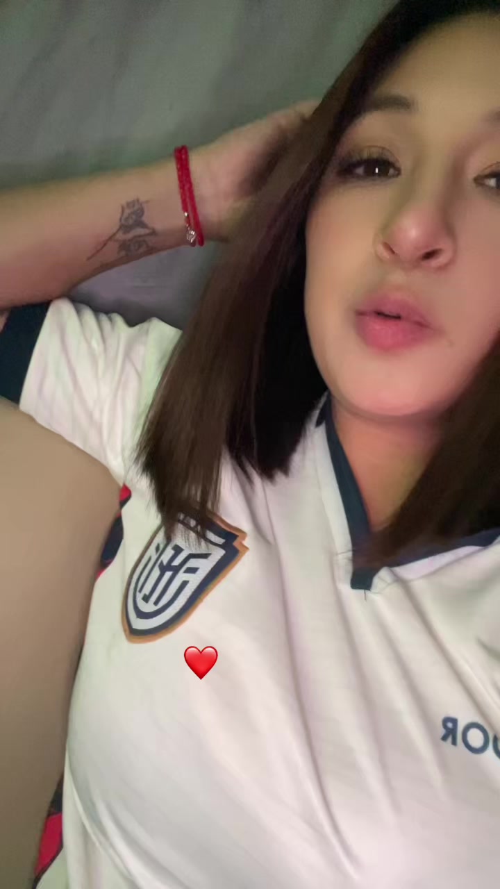 @⚽️🧡Liz🌼🦋