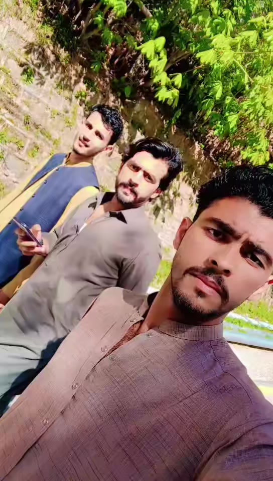 @🇵🇰M K🇦🇪