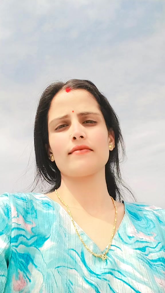 @DiMpLe QuEeN..❤️👰