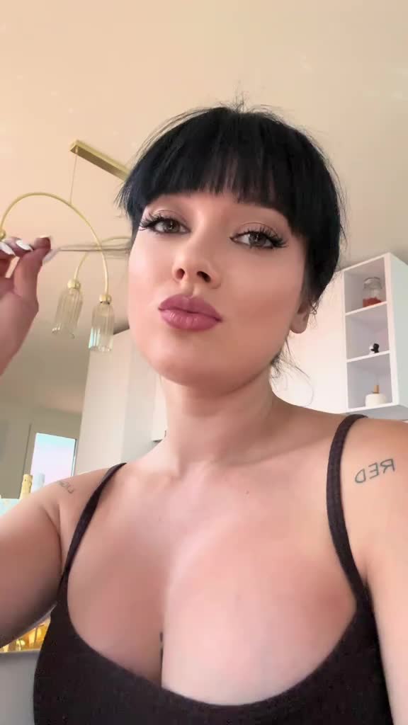 @Mistress hfelina ♤GODDESS