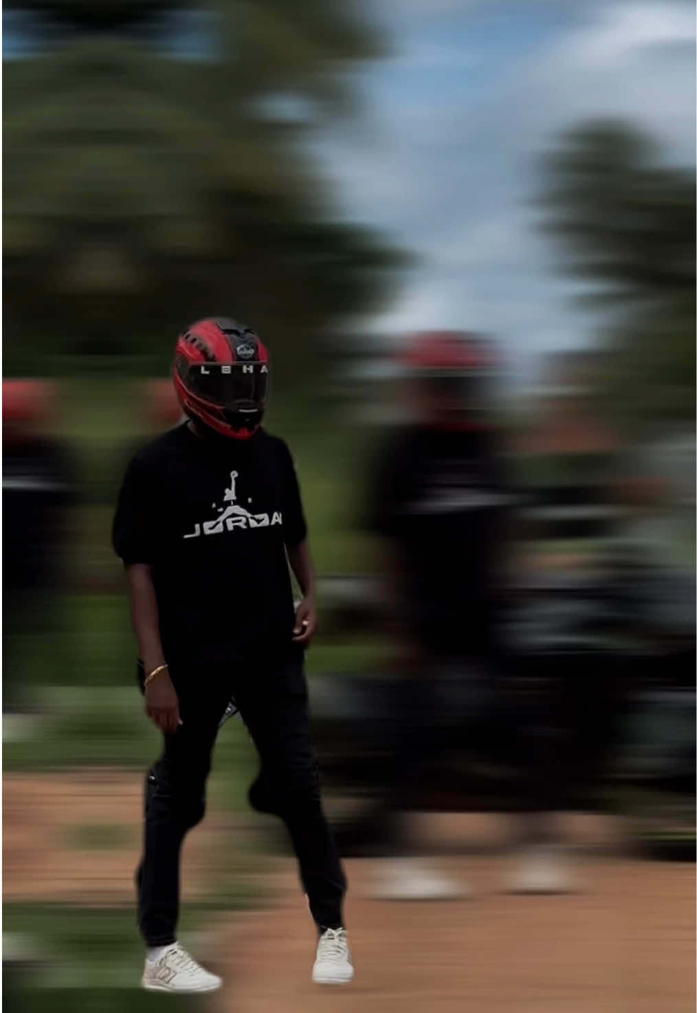 @Ł E H A 10 R📍🥷
