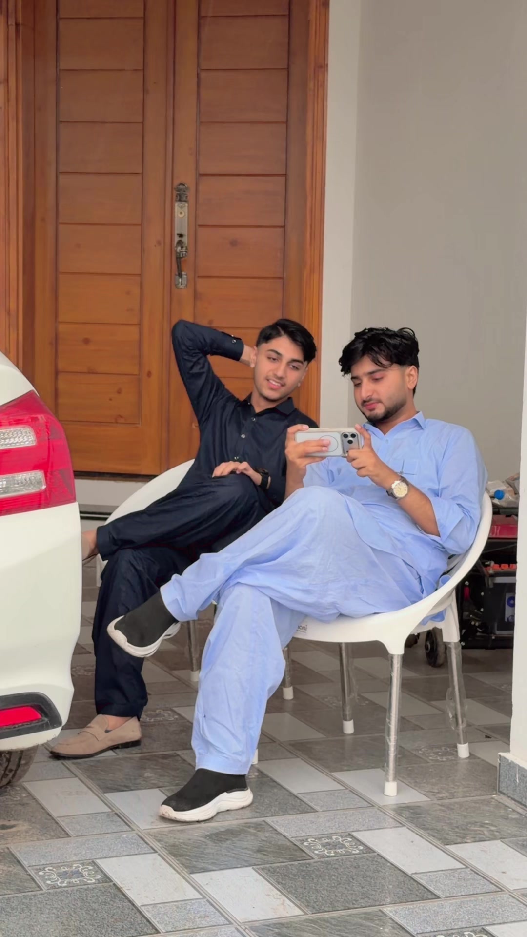 @Hashim Raza🇨🇦