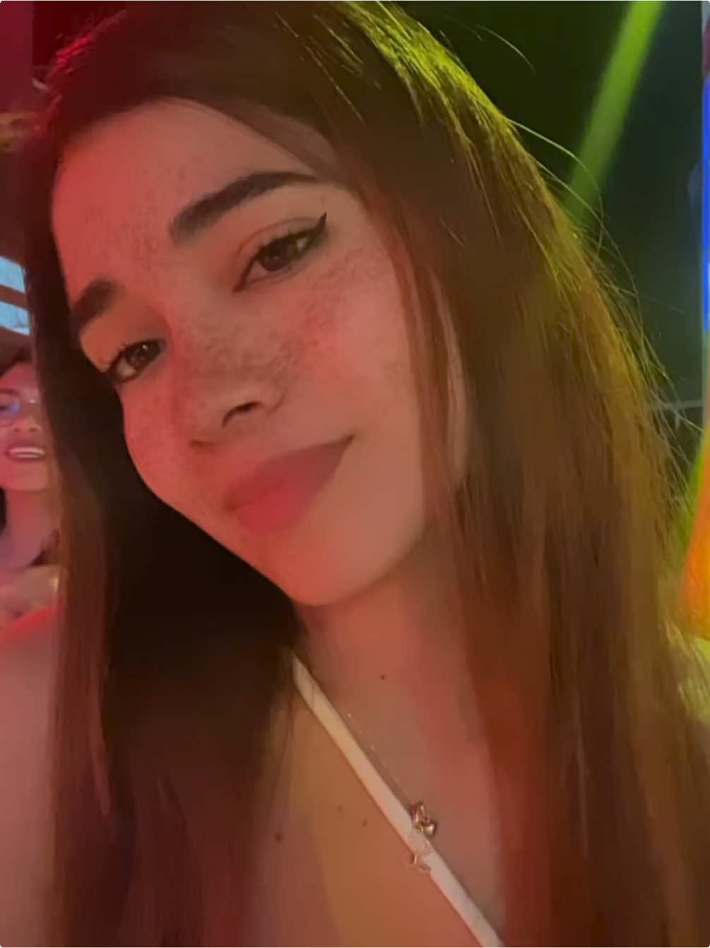 @LUU🦋