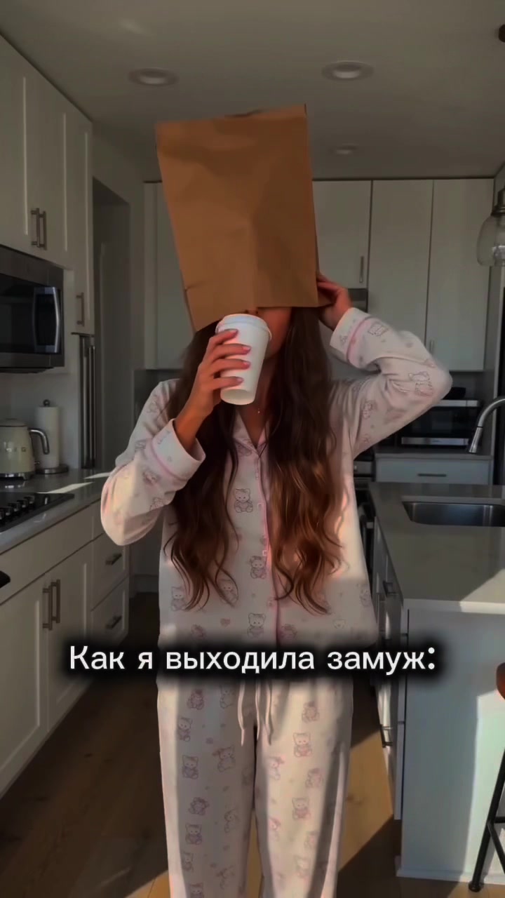 @Mari 📸 ИИ фото•ПРОМТЫ•