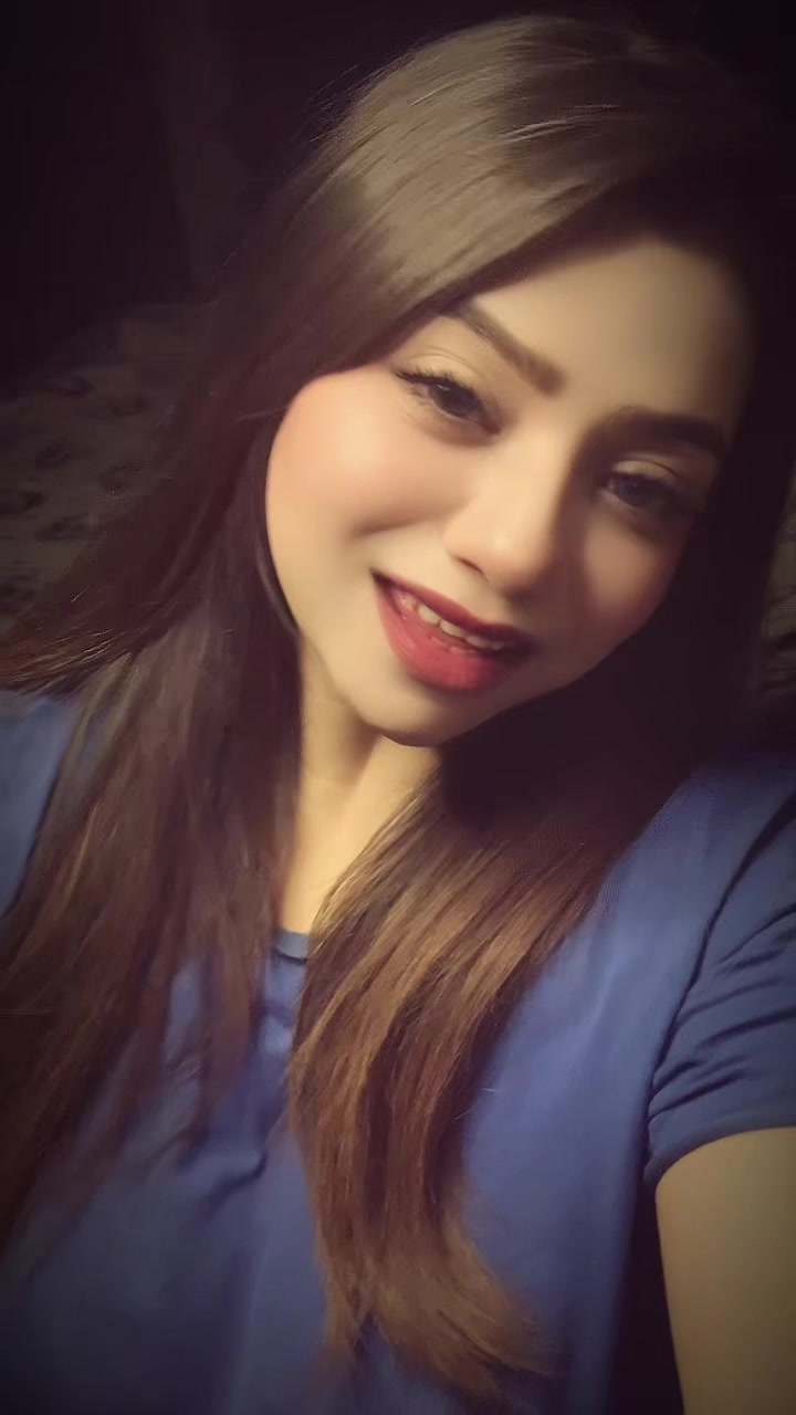 @ZAREEN SHAH❣️