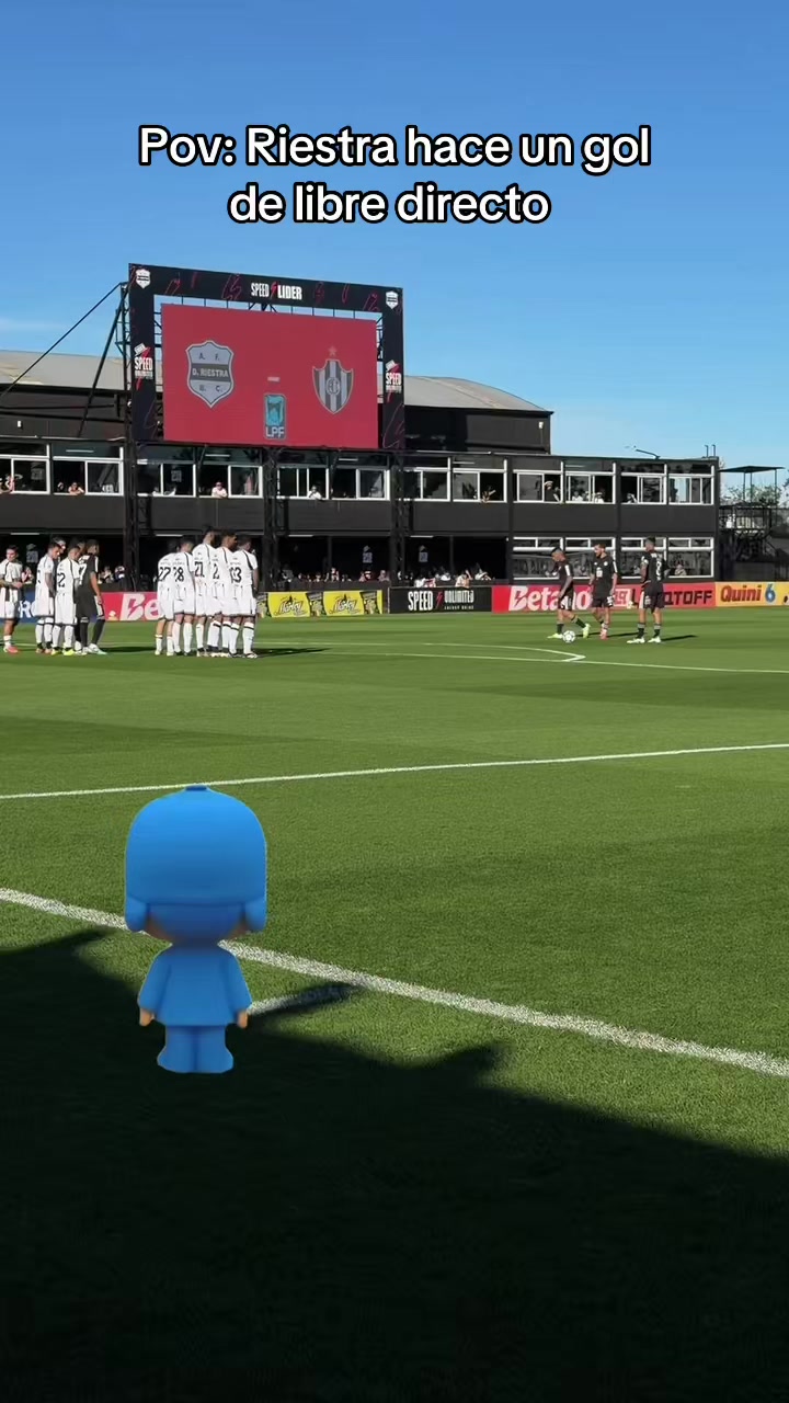 @Deportivo Riestra