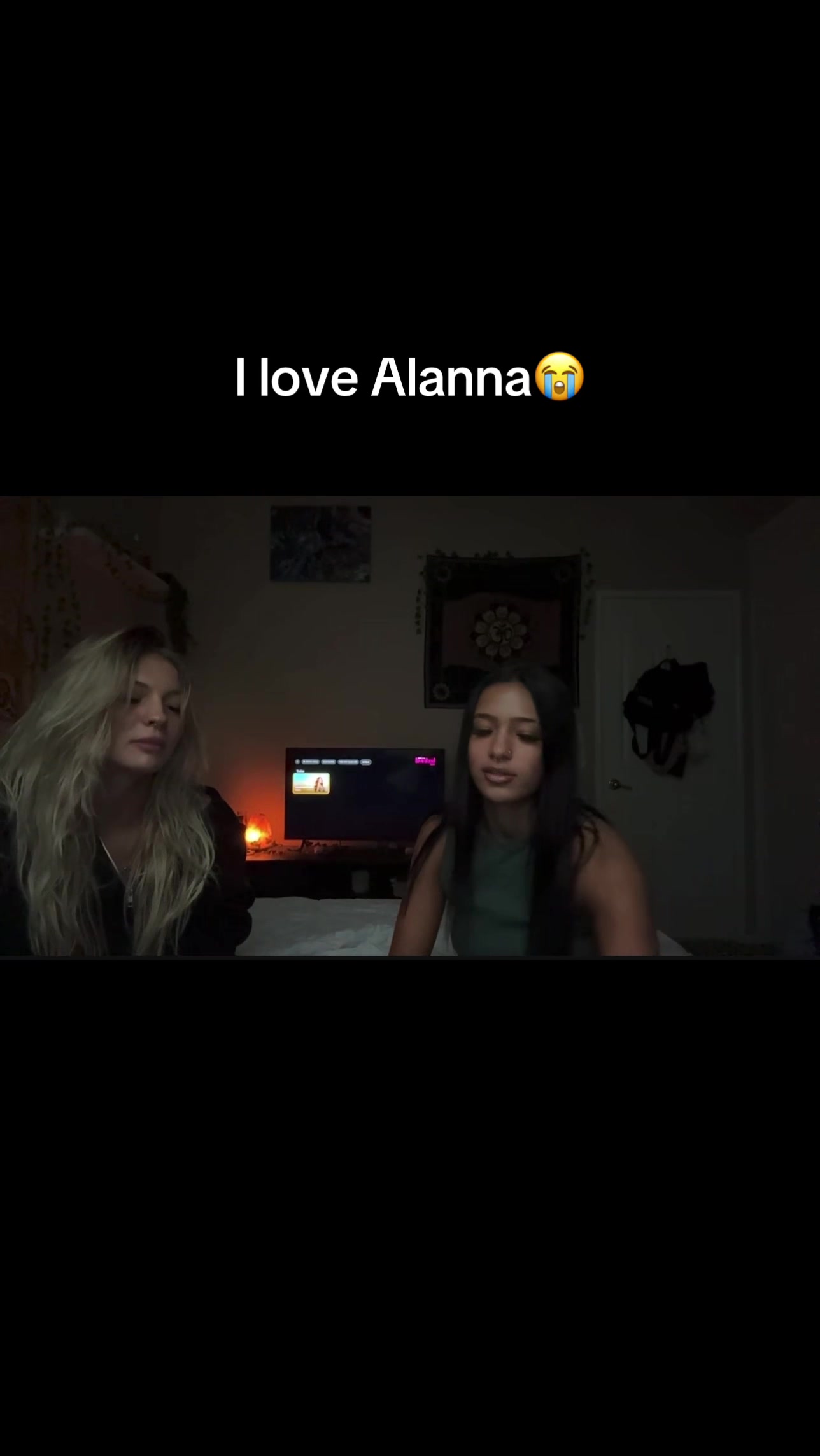 @izzyandalanna.archive