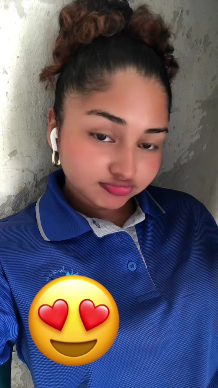 @𝔇𝓮𝓿𝖎💗😍