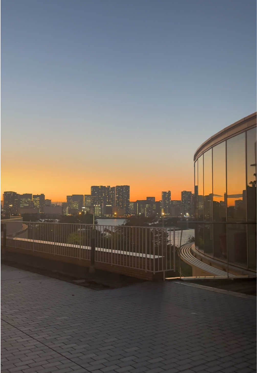 @tokyo.sky.heart