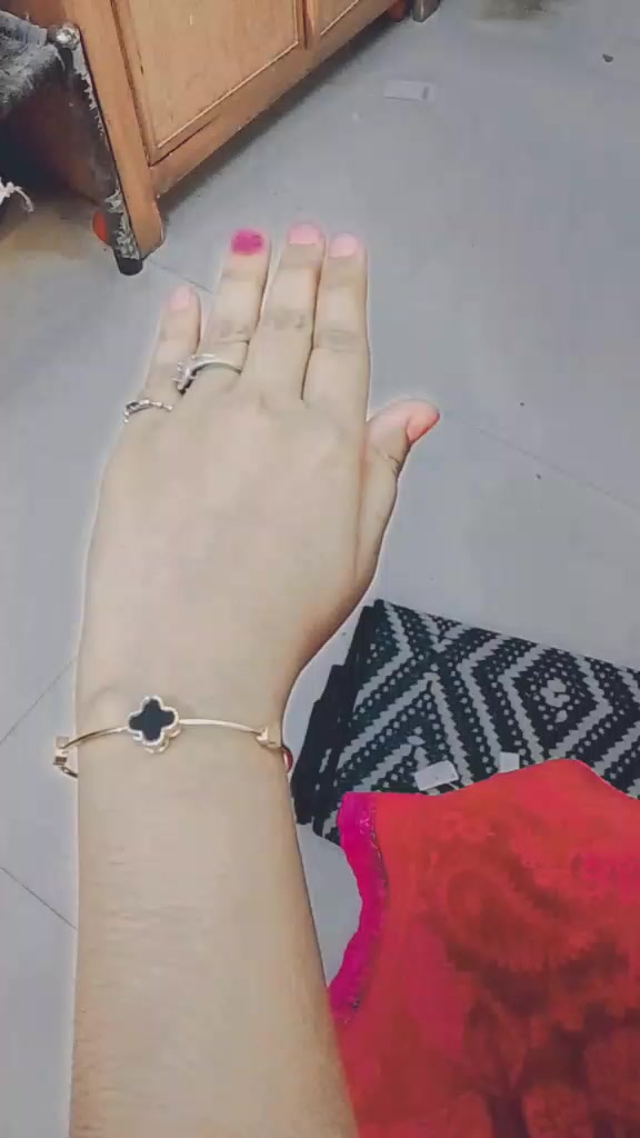 @Zainab ๐น
