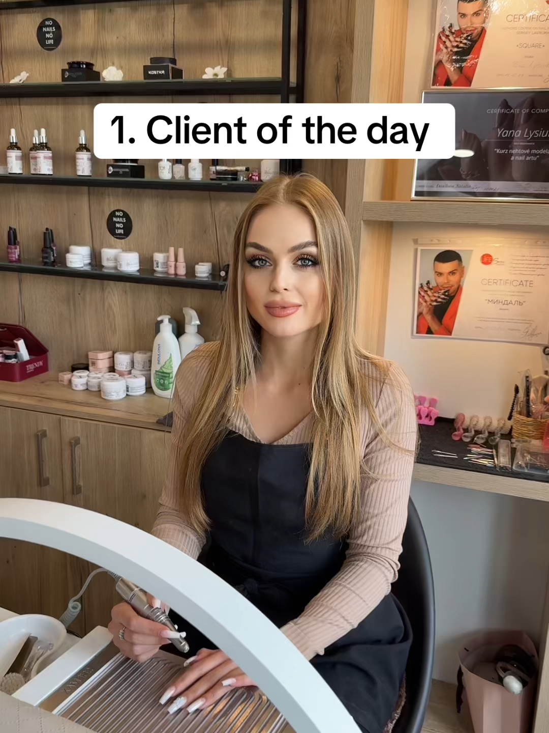 @Salon Empire