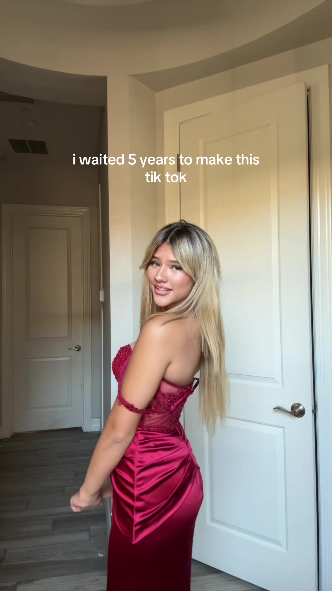 @S U E