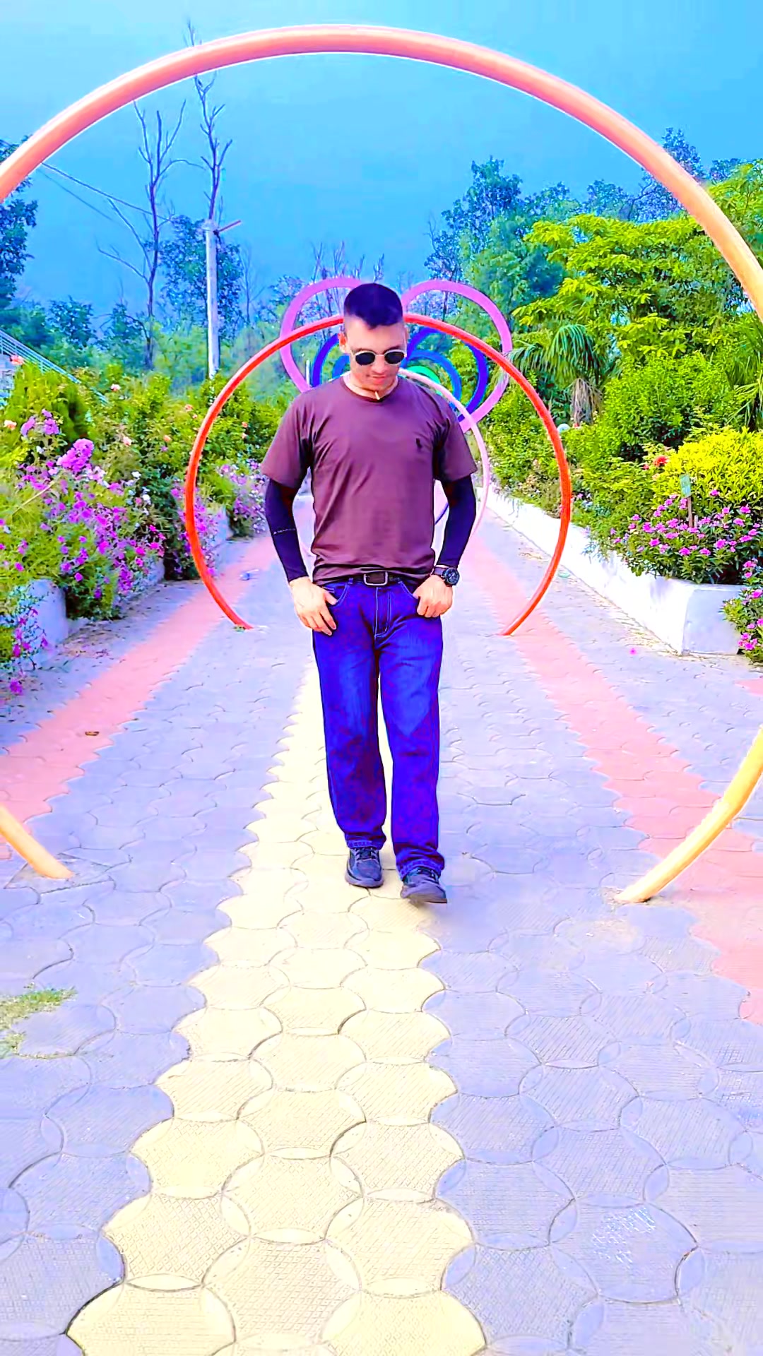 @MaHeSh ~ YaDa- V