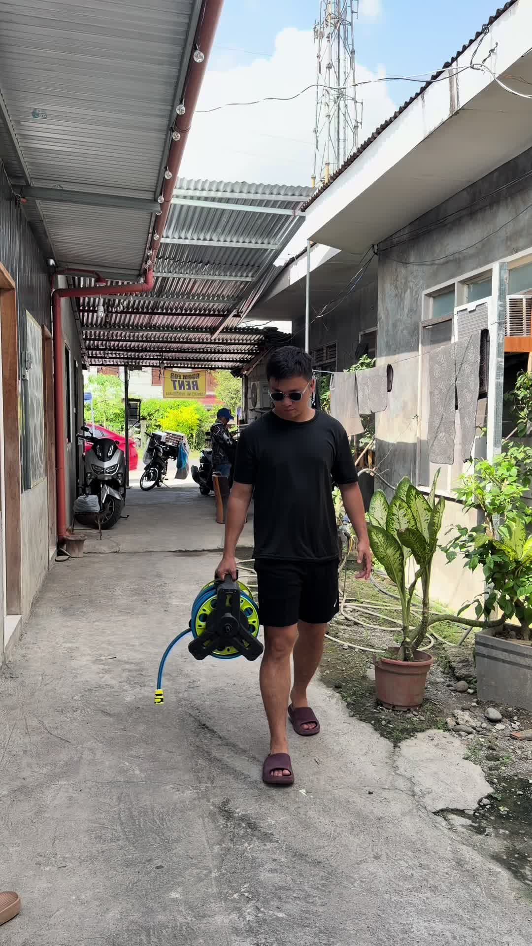 @Bj20