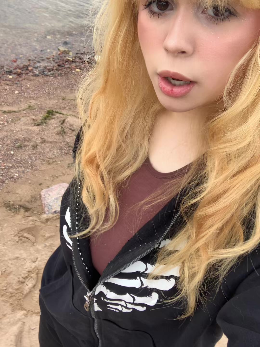 @alenochka0412
