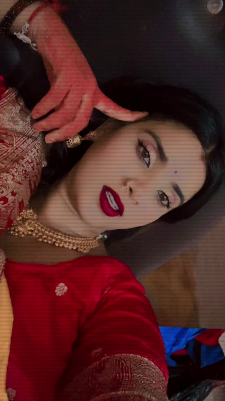 @Bhojpuri Queen 👑