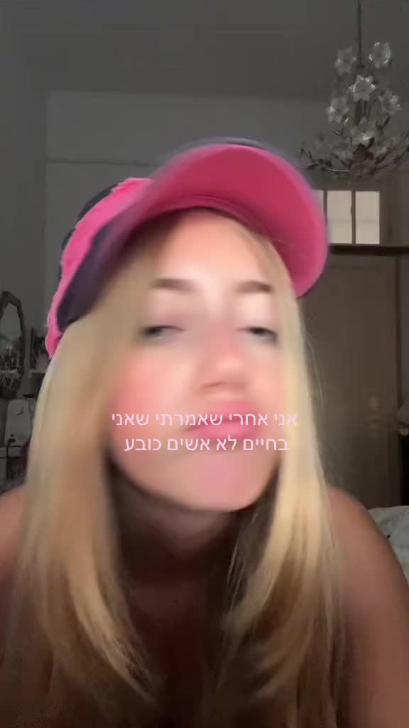 @Dumb_blonde