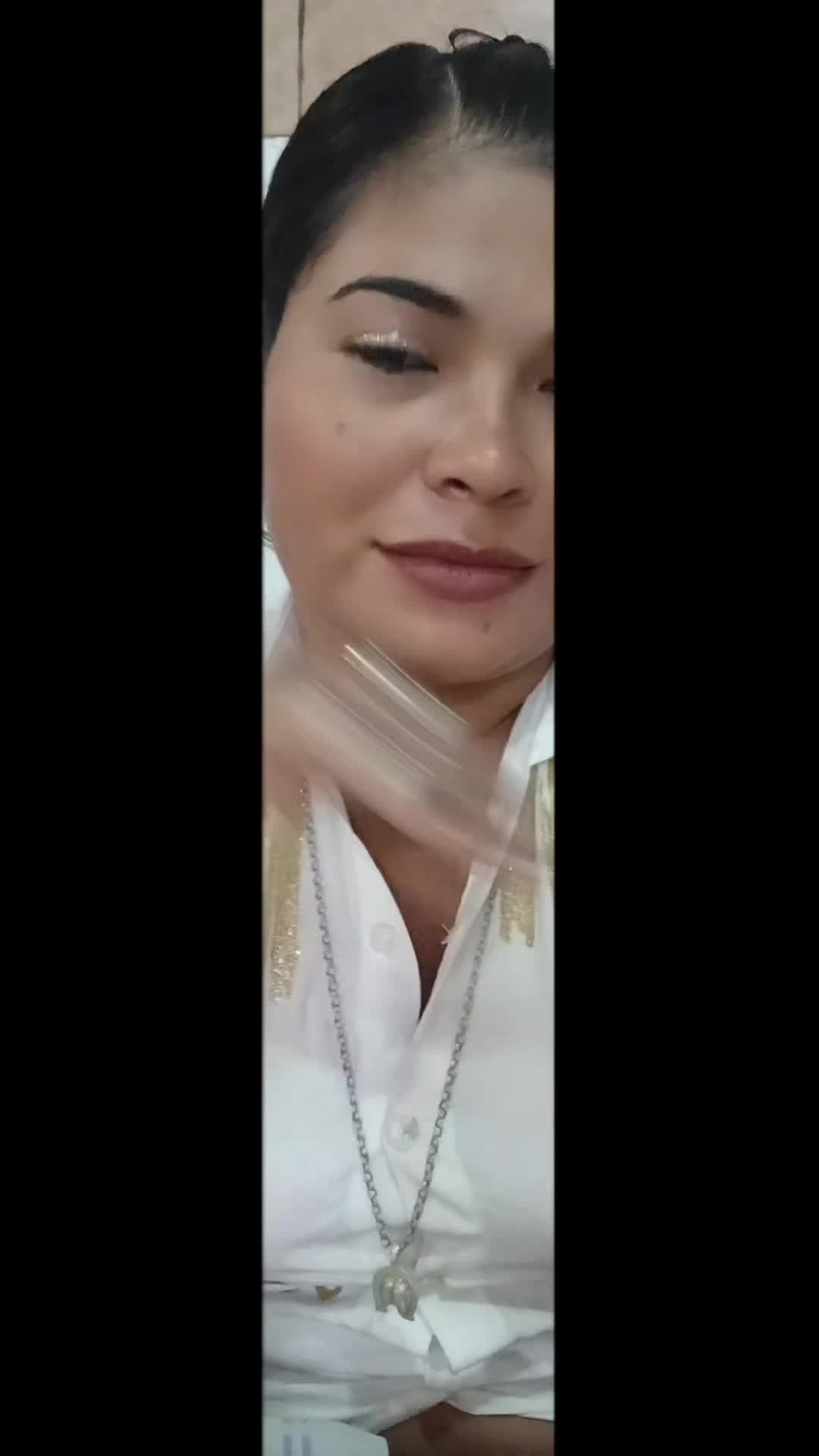@yoli  aguilar