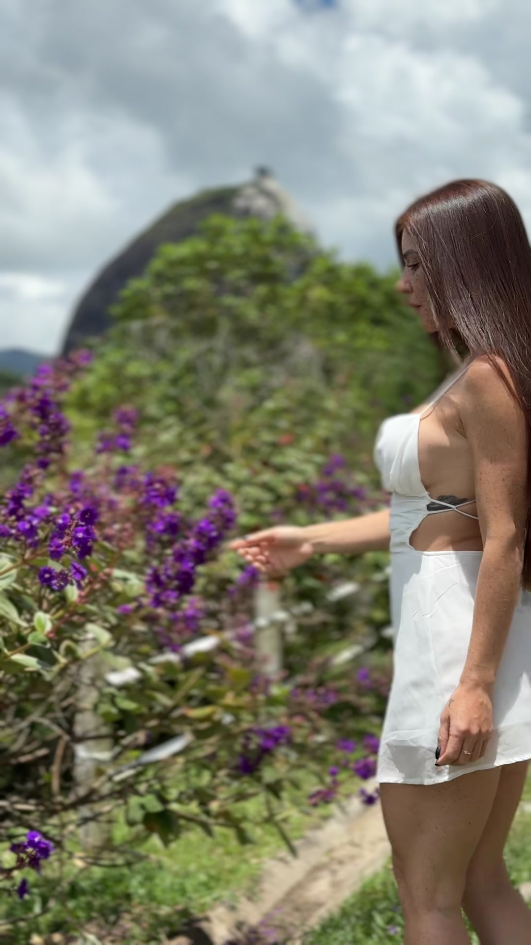 @Larissahills