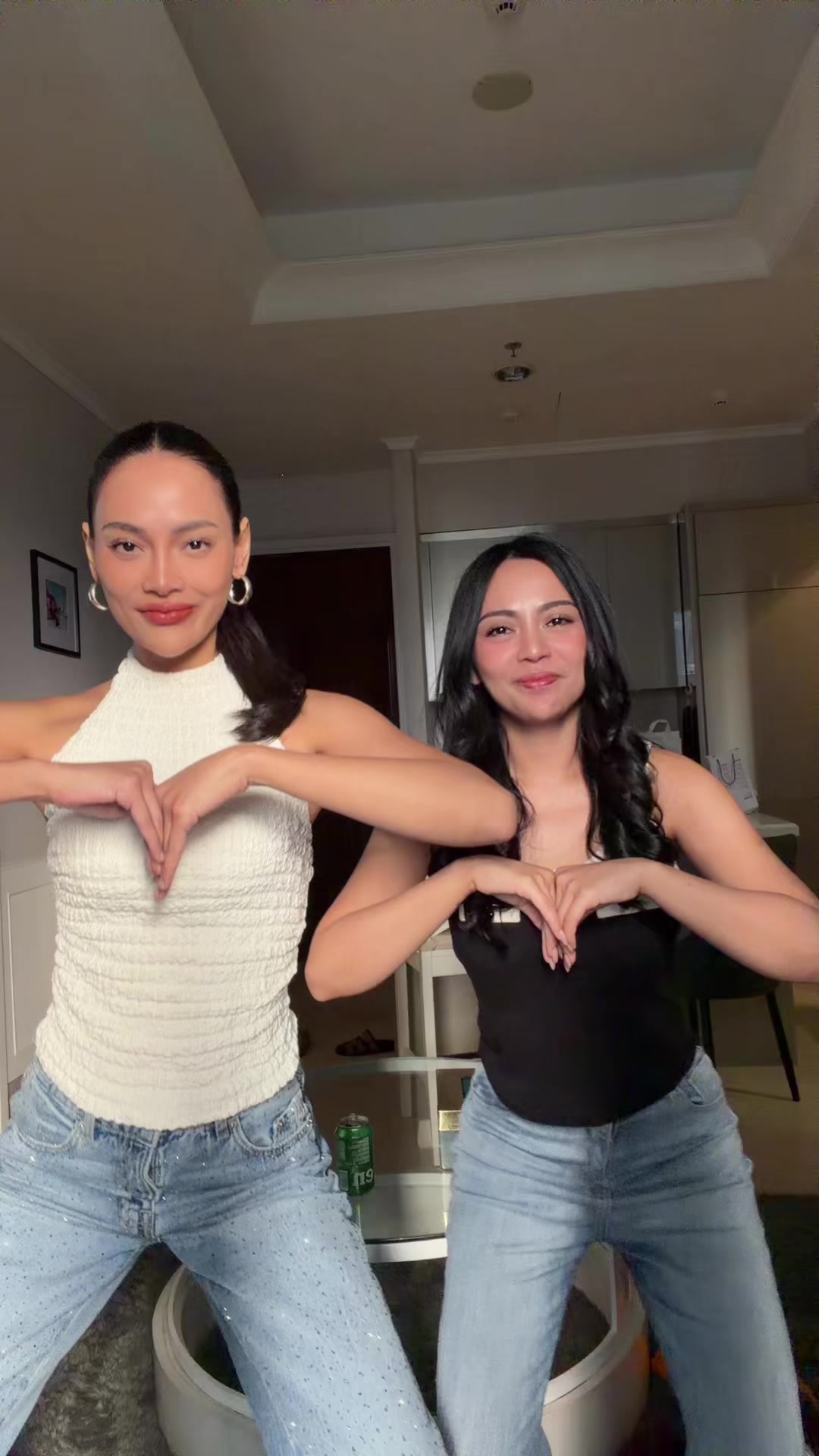 @Rachel vennya