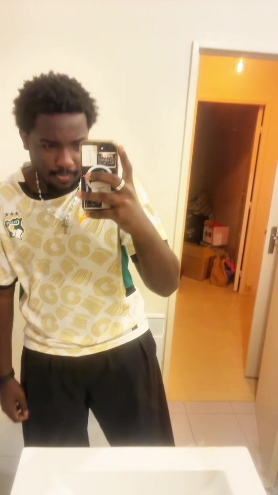 @🇨🇮🇮🇹King_saint🇬🇭🇰🇷