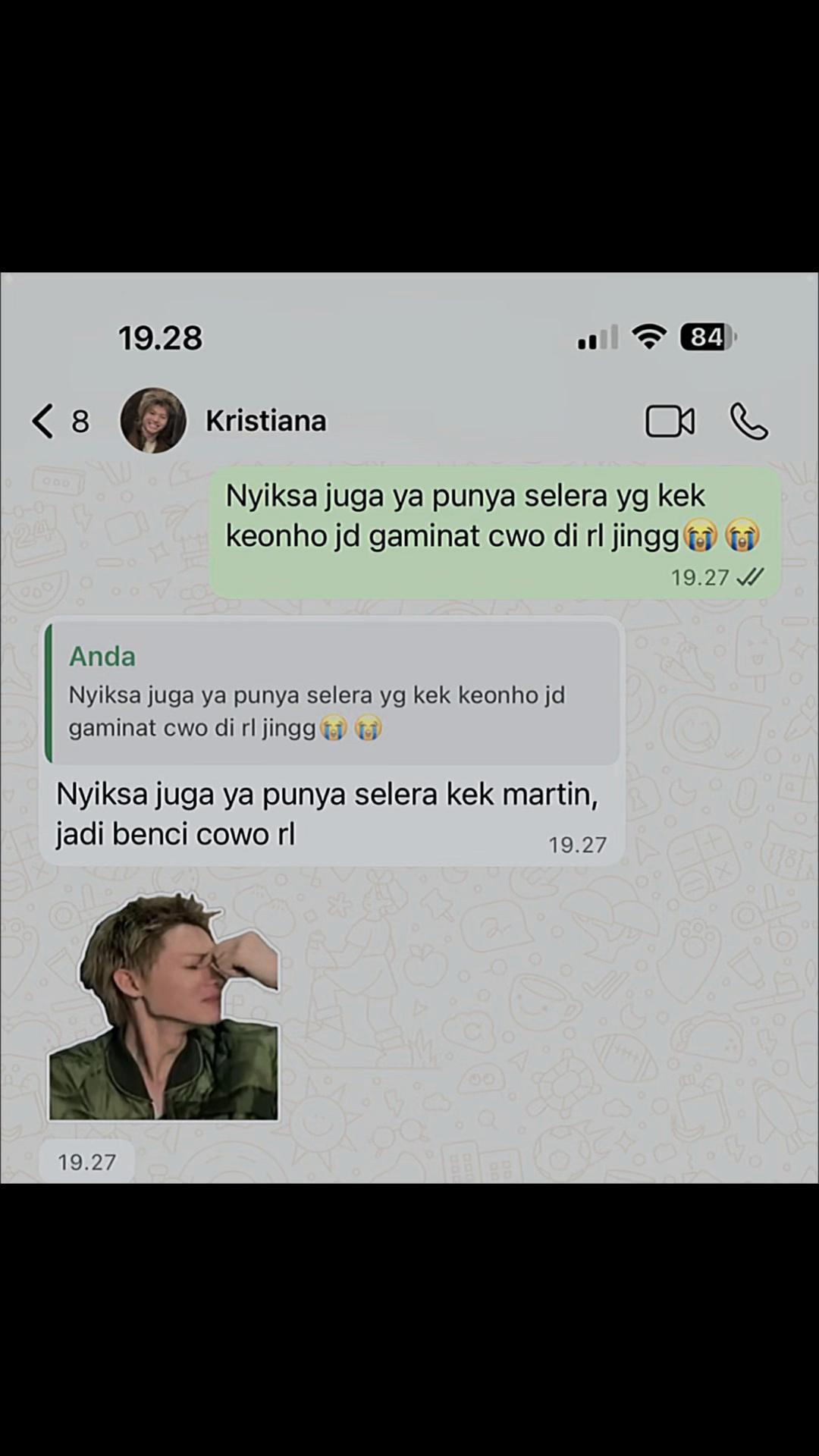 @liviaaa