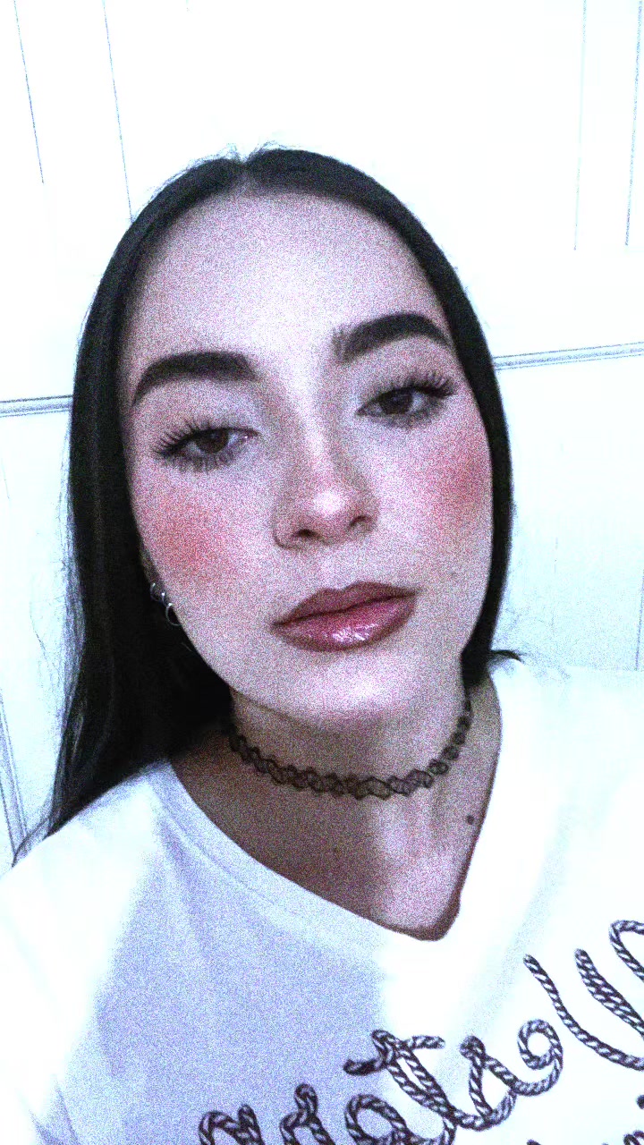 @VALEN 🖤