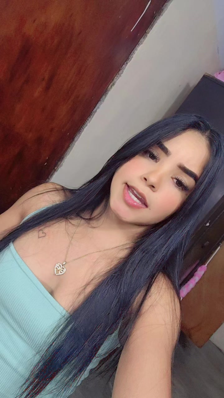 @Génesis Alexandra🩷✨️