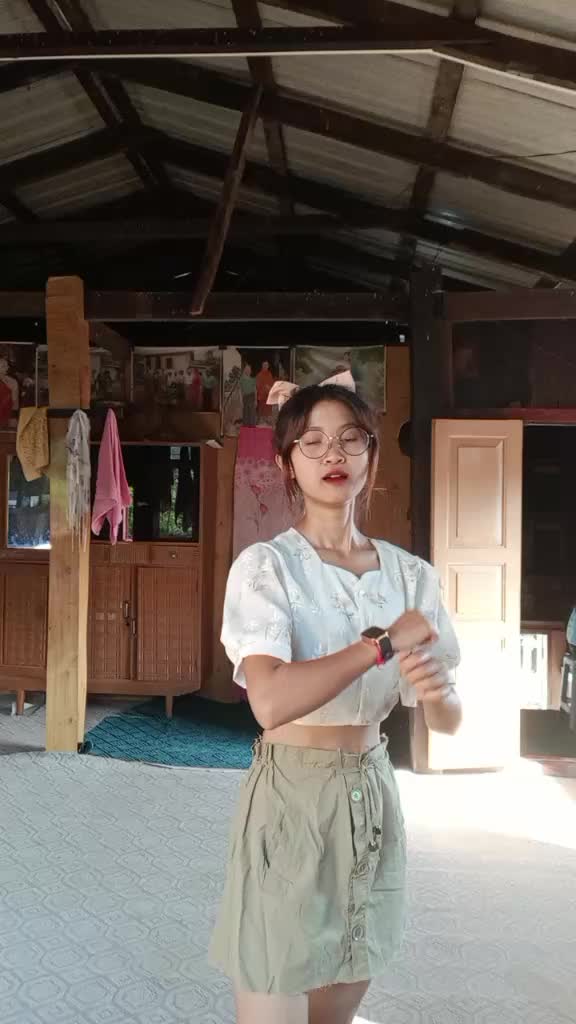 @@👻林思淡🦋🇱🇹