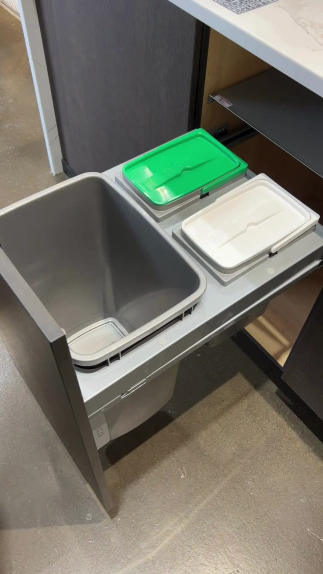 @Superior Cabinets
