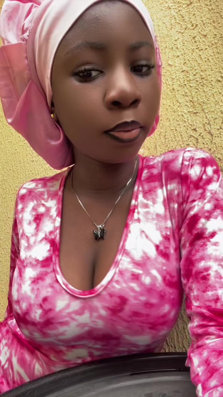 @ademide💕😩