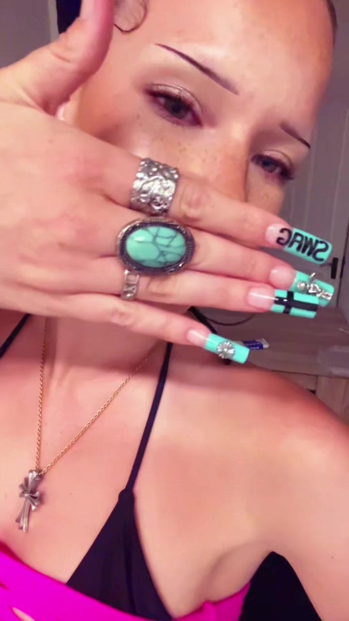 @b4bysw4gg