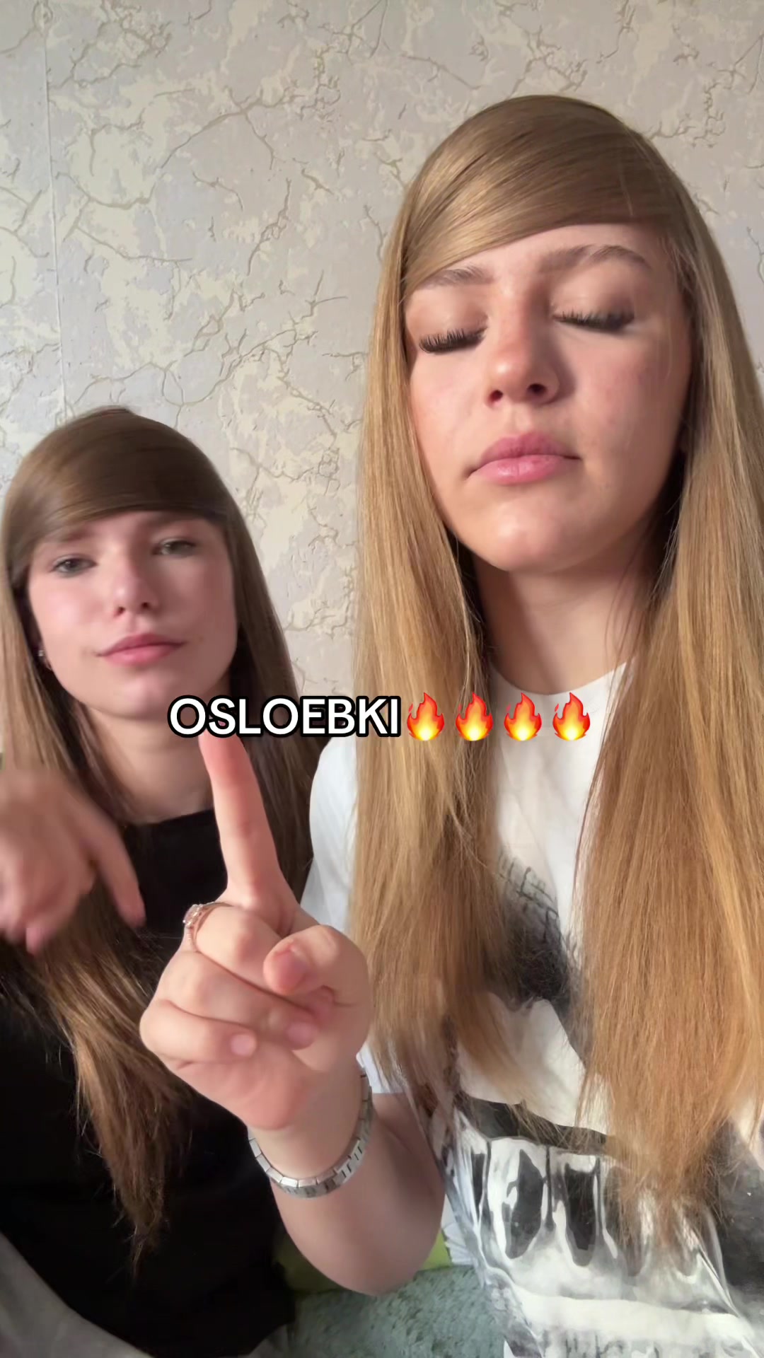 @𝐿.
