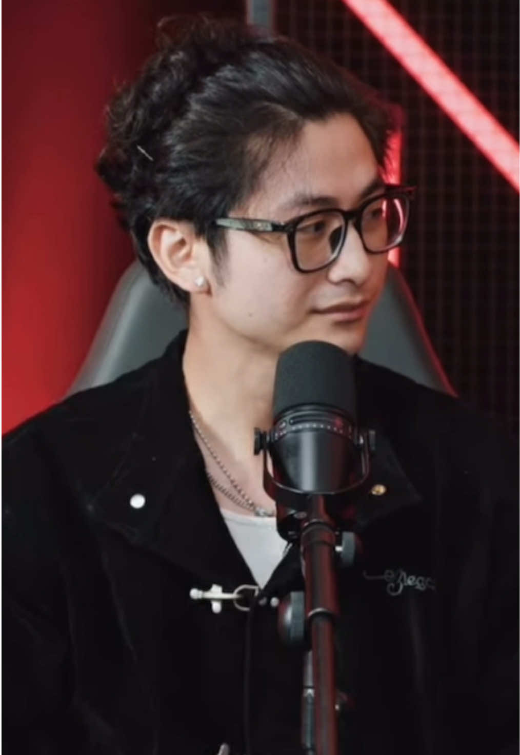 @D.FanGz-រ៉ាឌី