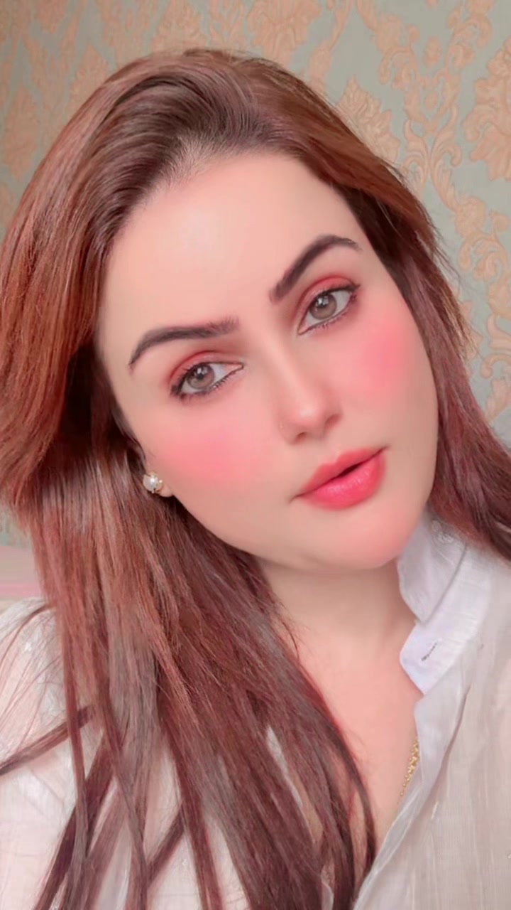 @ANGEL..R .🌺😇❤️