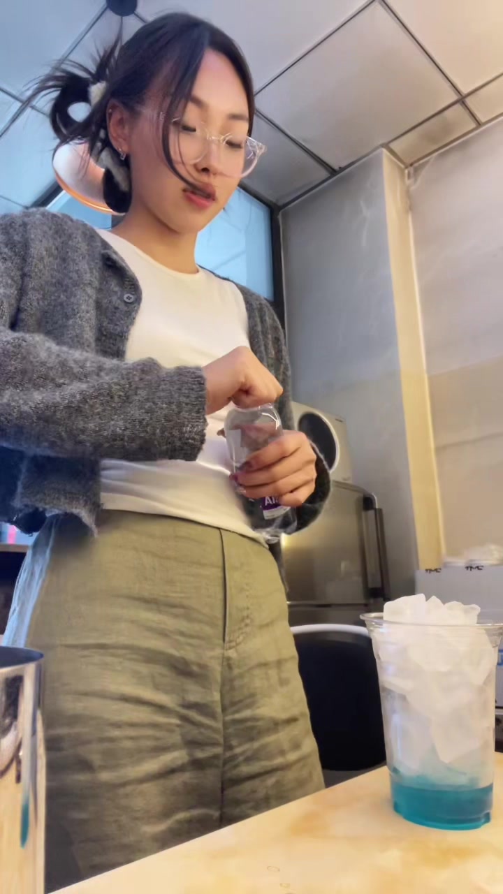 @🐥
